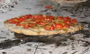 Lee más sobre el artículo Pizzas a la leña: La receta perfecta